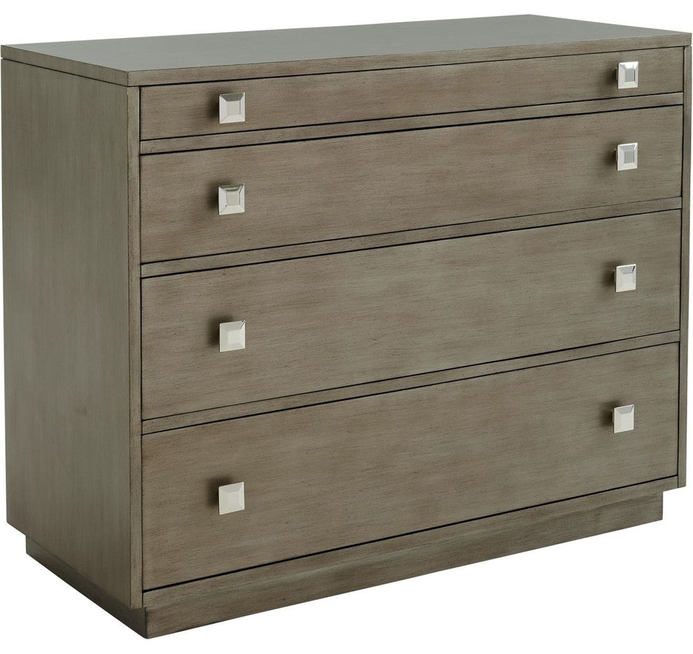 Cavalaire Bachelors Chest