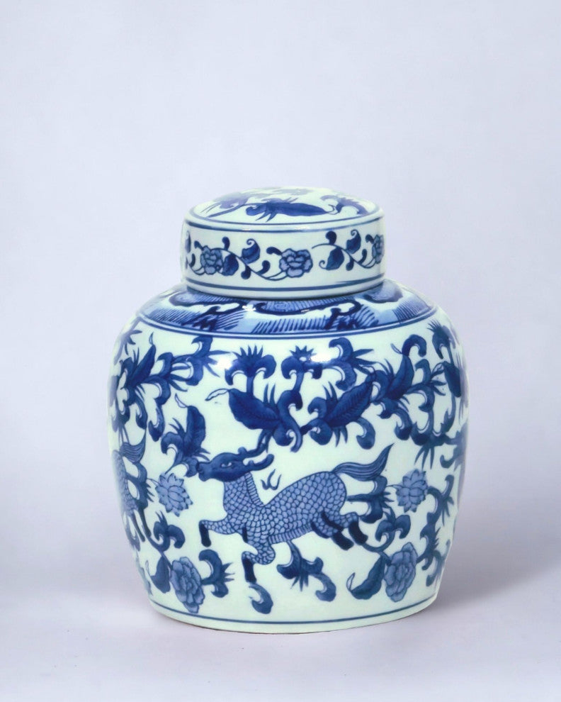 9" Porcelain Ginger Jar With Chinoiserie Deer Design
