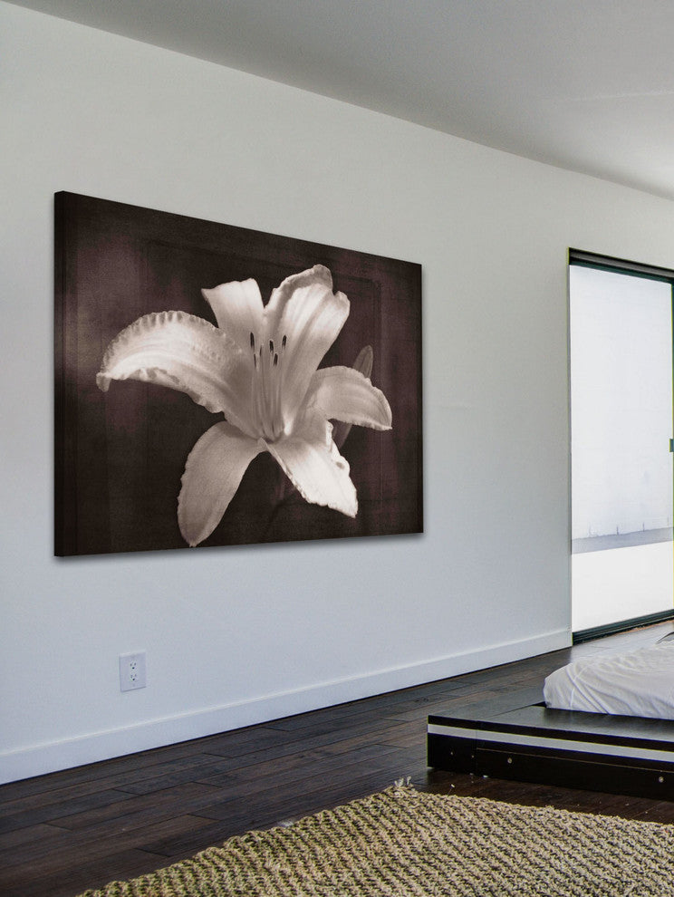 "Fully Exposed" Painting Print on Canvas by Robertson