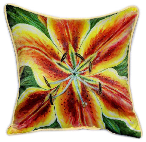 Pair of Betsy Drake Yellow Lily Large Pillows 18 Inch x 18 Inch