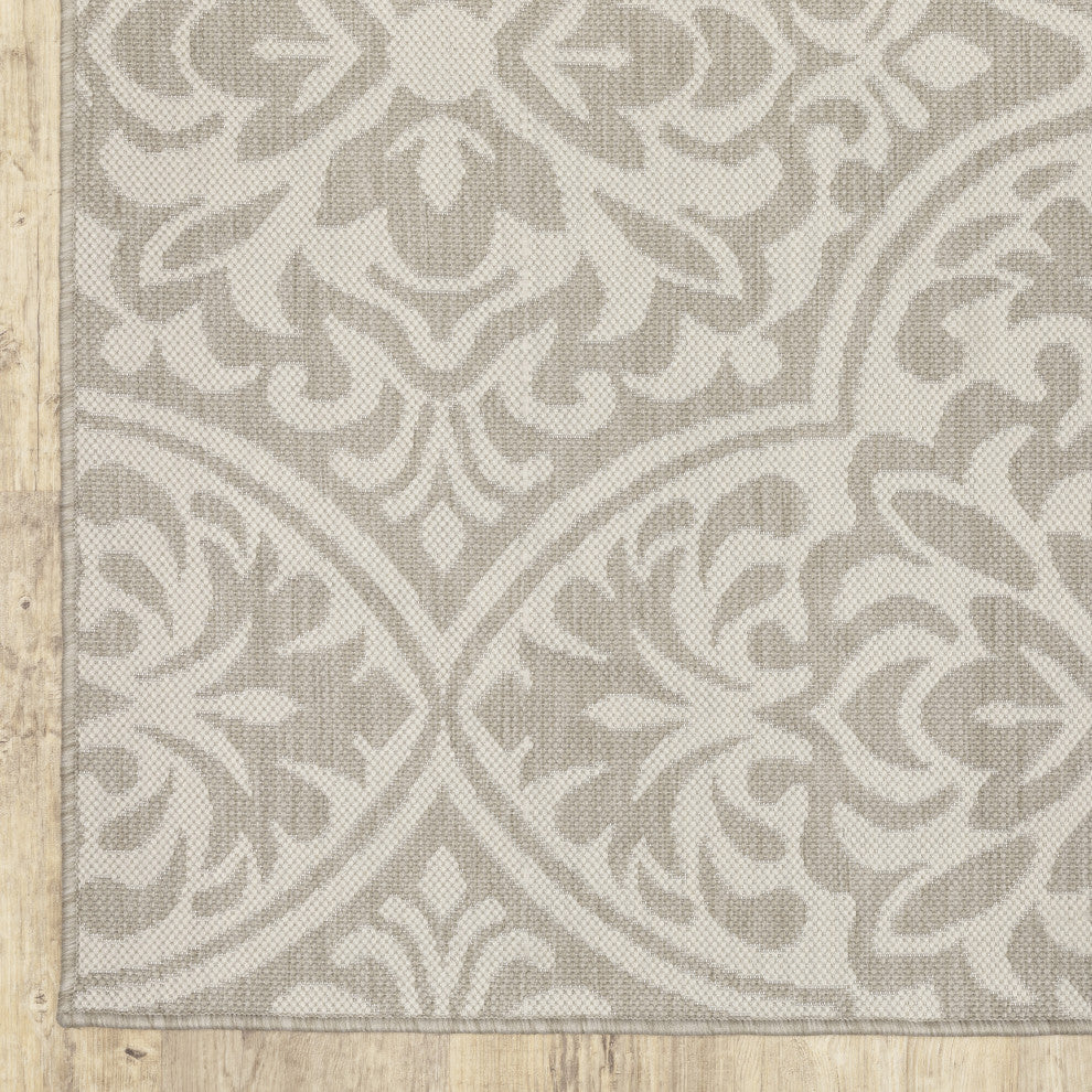 Parlan Floral Indoor-Outdoor Area Rug, Gray, 6'7"x9'2"