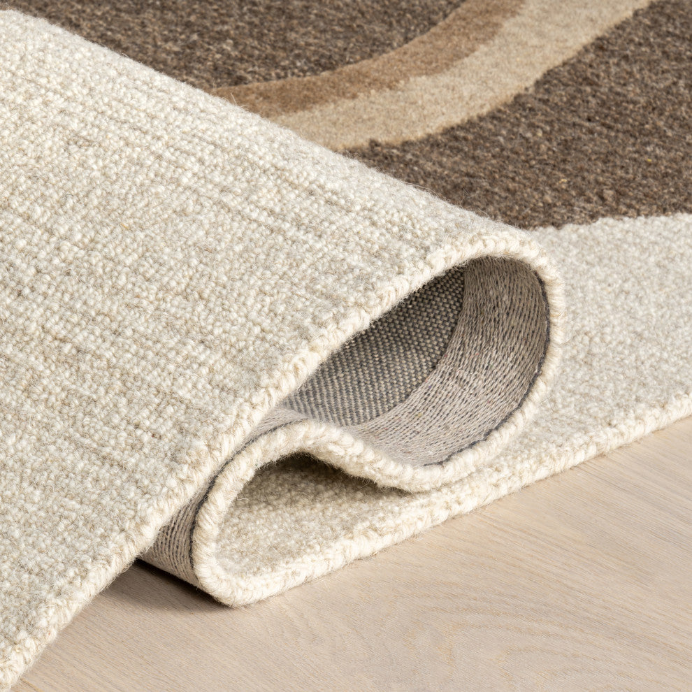 Dolpo Wool Area Rug, Beige 5'x8'