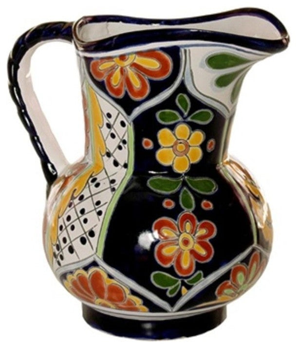 Bola Style Pitcher