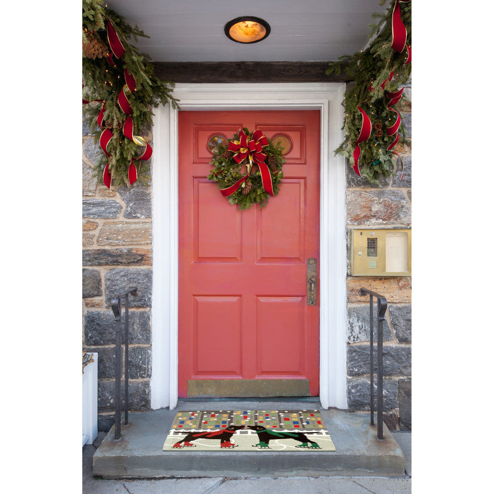Frontporch Holiday Ice Dogs Indoor/Outdoor Rug Multi 2'6x4'