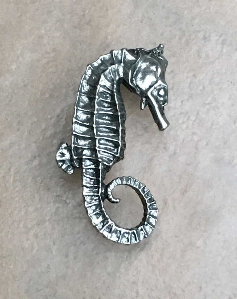 Sea Horse Knob, Antique Brass, Right