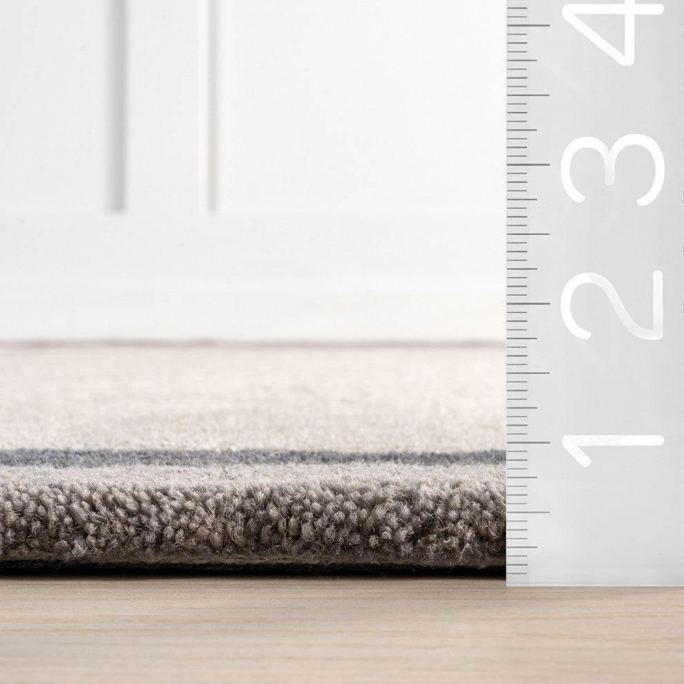 Greenwich Abstract Wool Area Rug, Grey 6'x9'Shaped