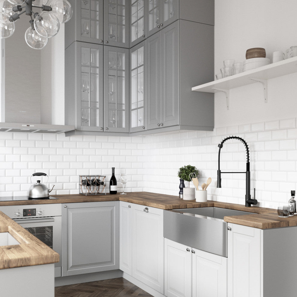 VIGO Laurelton 22" H Single Handle Pull-Down Sprayer Kitchen Faucet, Matte Black, Without Extras