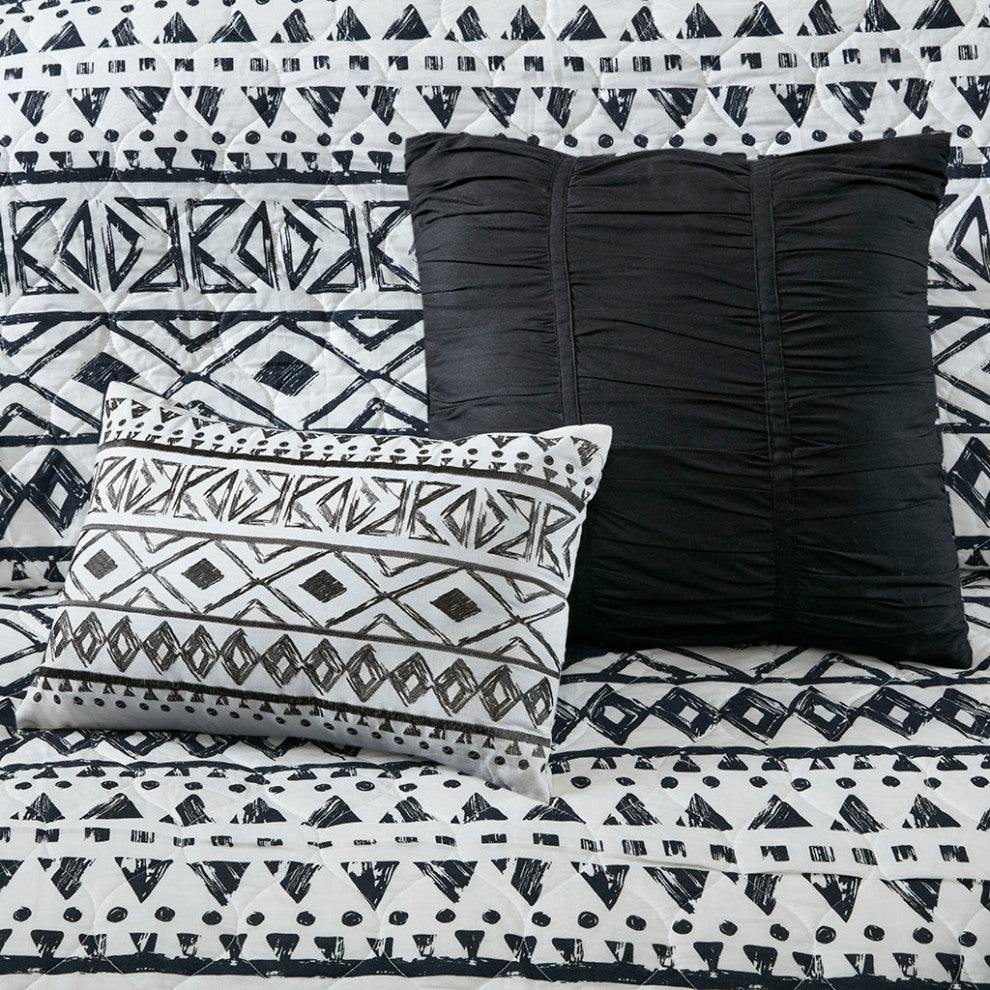 Urban Habitat Larisa 7 Piece Reversible Cotton Quilt Set