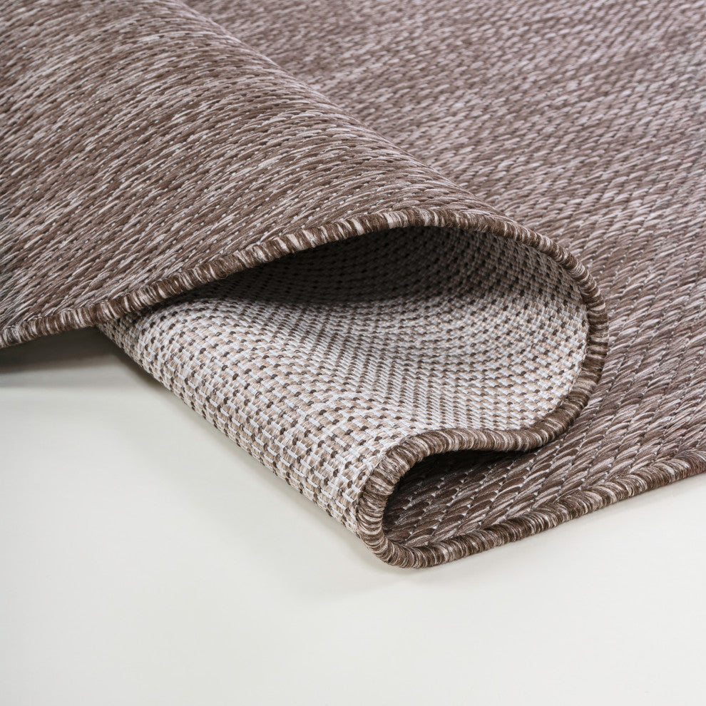 Evan Modern Rustic Organic Curve Indoor/Outdoor Shaped Area Rug