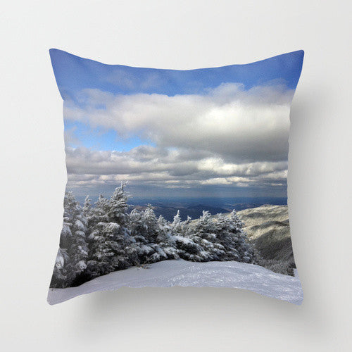 Skiing in Vermont Pillow Cover, 20x20