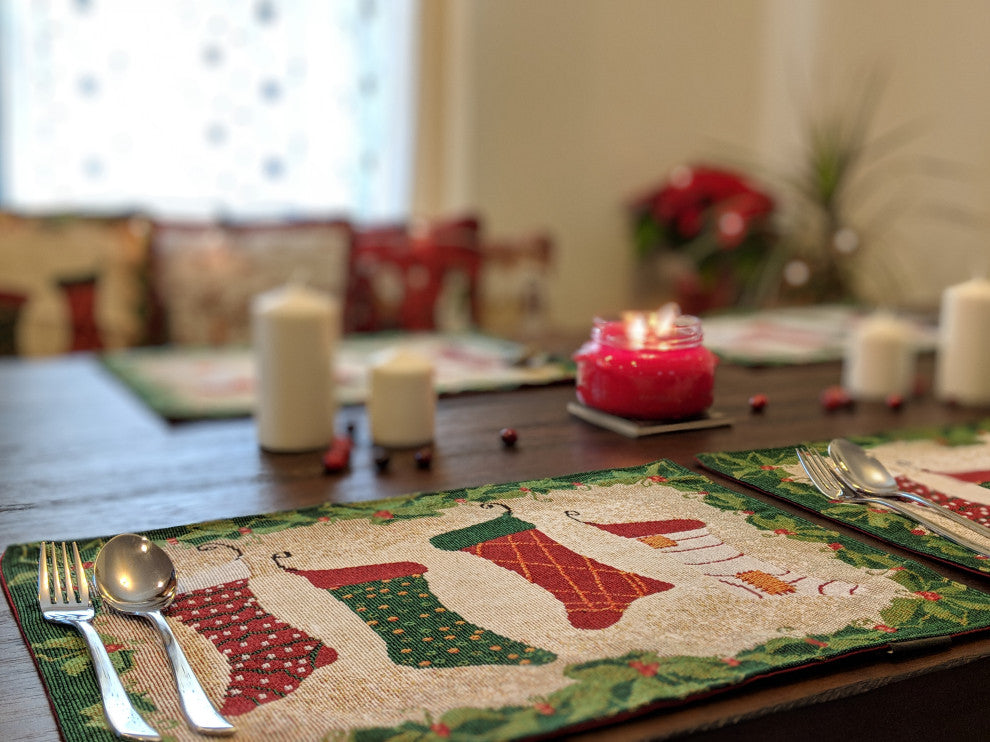 Tache 4-Piece Christmas Holiday Hang My Stockings By The Fireplace Placemat Set