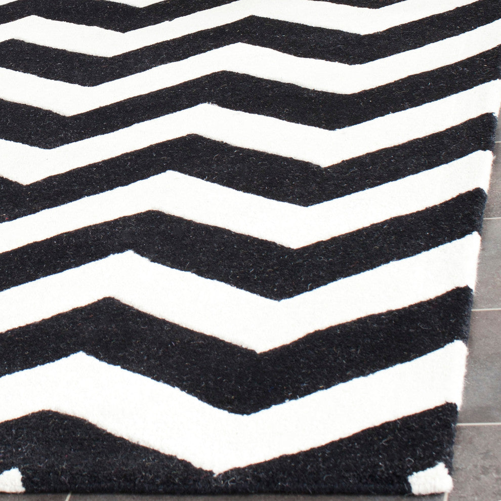 Safavieh Chatham Cht715A Ivory, Black Area Rug