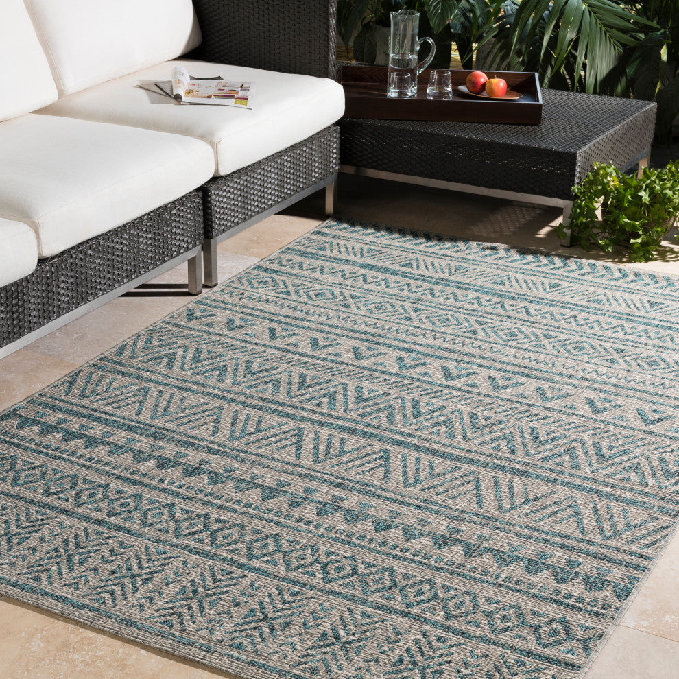 Eagean Indoor / Outdoor Aqua, Black Area Rug, 7'10"x10'3"