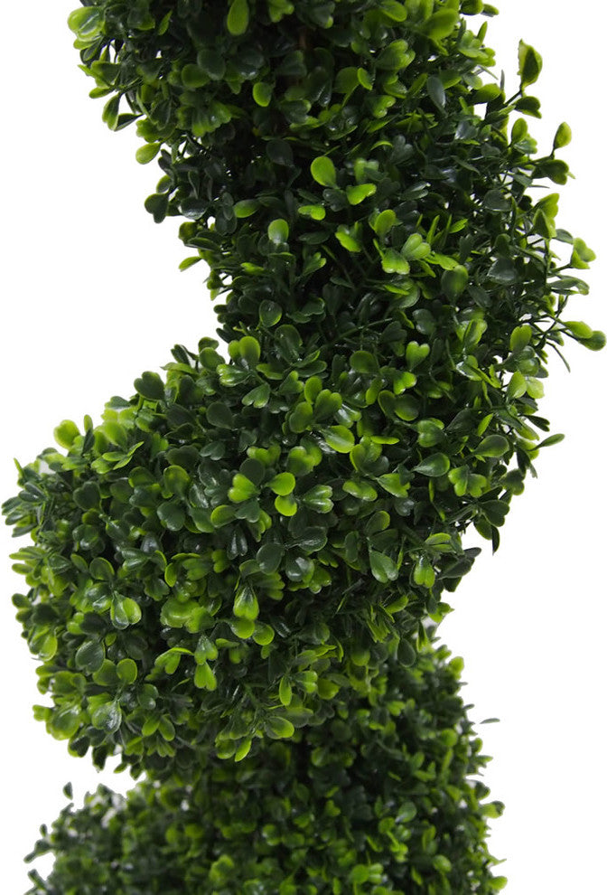 Vickerman Boxwood Spiral Tree, on Pot UV, 3', 3'