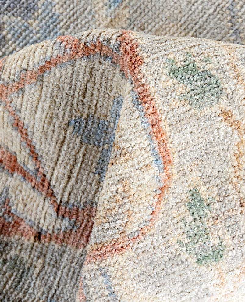 Oushak One-of-a-Kind Hand-Knotted Area Rug Light Gray, 8'1" x 9'11"