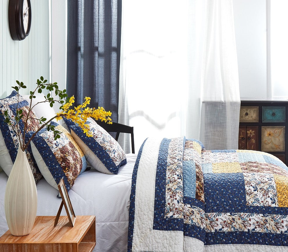 Tache Prairie Sunset Floral Farmhouse Cotton Patchwork Reversible Quilt Set, Cal