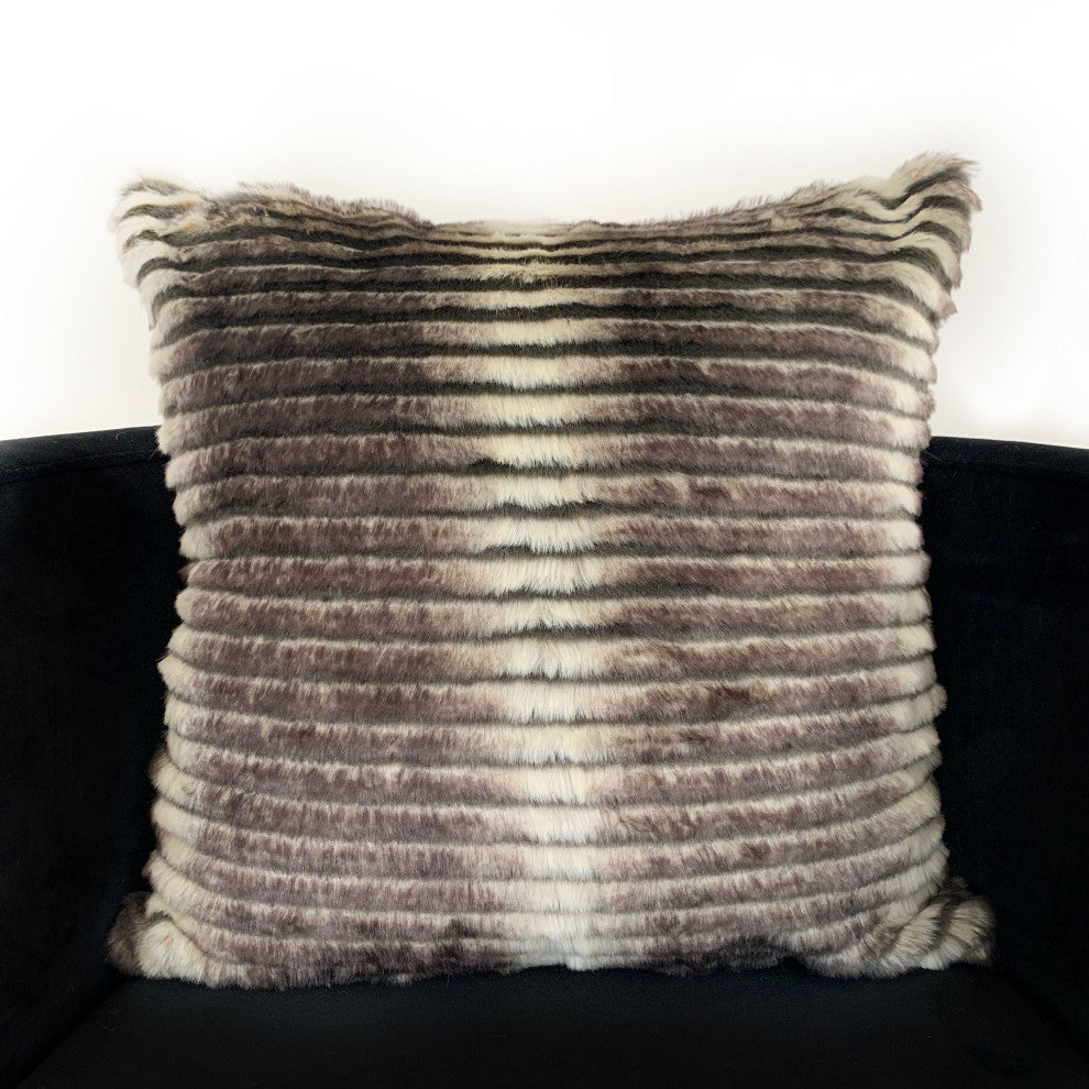 Plutus Animal Faux Fur Luxury Throw Pillow, 22"x22"