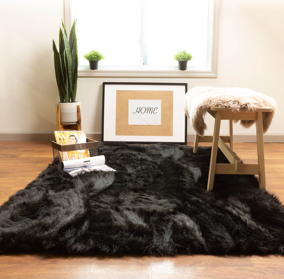 Plush and Soft Faux Sheepskin Fur Shag Area Rug, Black, 3' X 5'