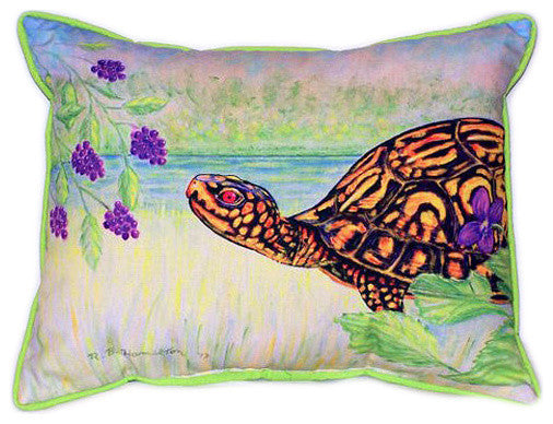 Pair of Betsy Drake Turtle and Berries Large Indoor/Outdoor Pillows