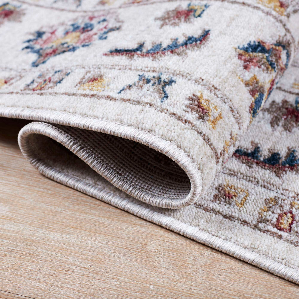 Heirloom Sarouk Area Rug, Multi, 2'x2'11"