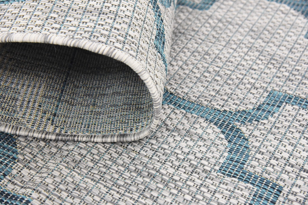 Unique Loom Gray Trellis Outdoor 4' 0 x 6' 0 Area Rug