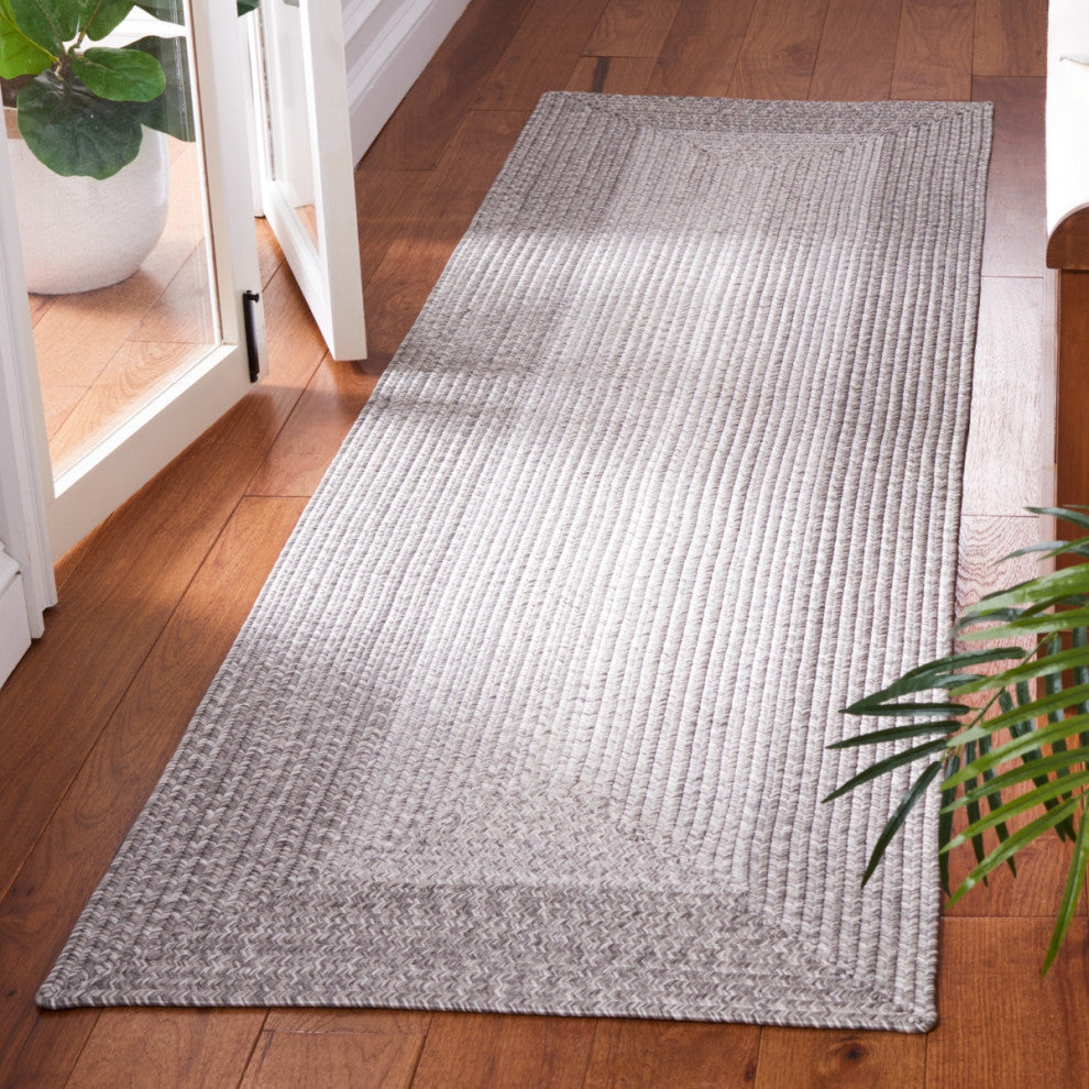 Safavieh Braided BRA220 Rug Machine-Washable, Grey, 2'3"x18'