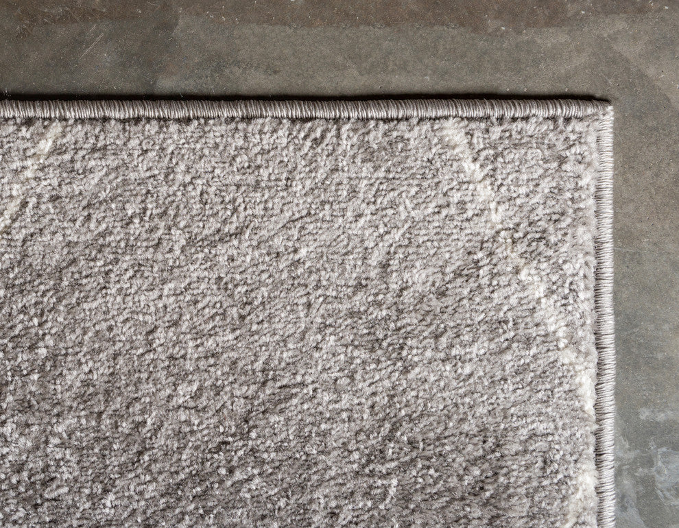 Unique Loom Light Gray Geometric Trellis Frieze 4' 0 x 6' 0 Area Rug