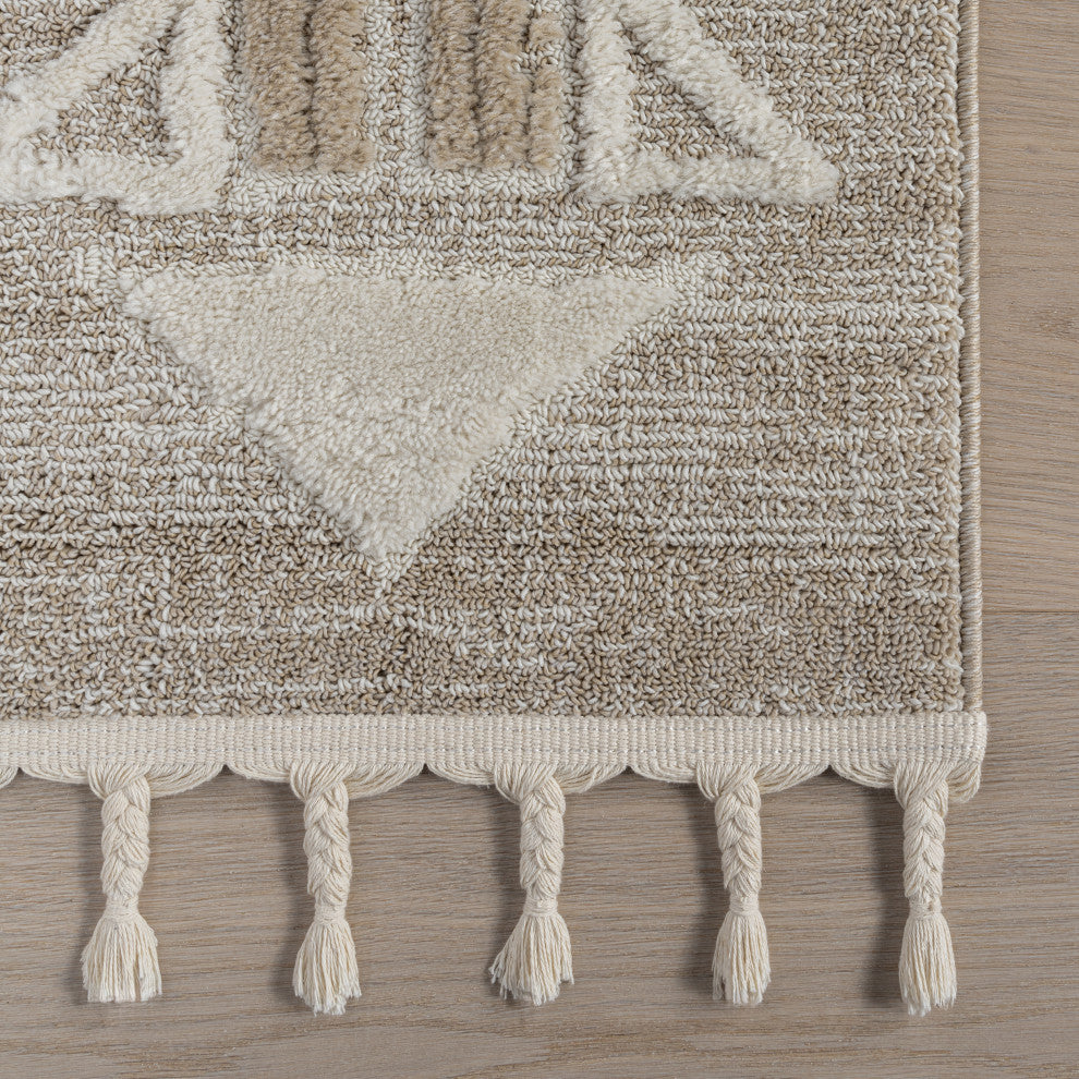 Eden Southwestern Tasseled Area Rug, Light Beige 2' 8" x 8'