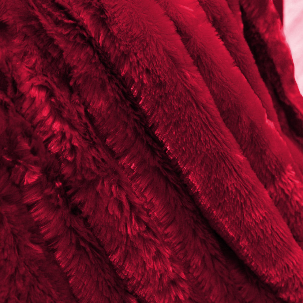 Double Sided Over-Sized Faux Fur Throw Blanket, Chili Red, 50''x70''