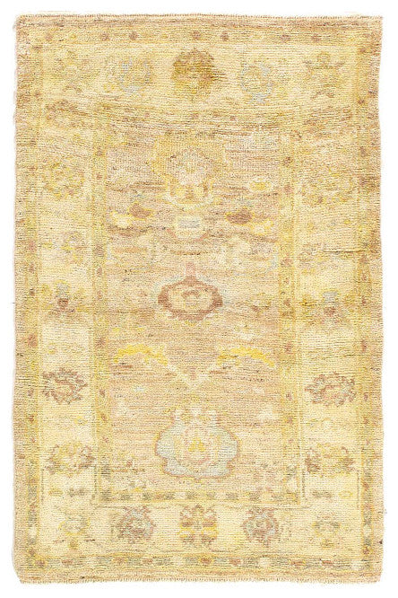 Ivory Color Fine Hand Knotted Oushak Rug 2'11"x4'8"