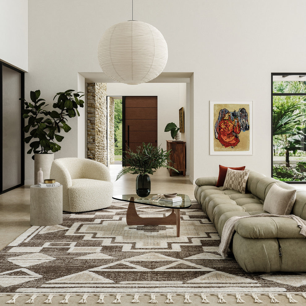 Gatsby Southwestern Tasseled Area Rug, Brown 4' x 6'