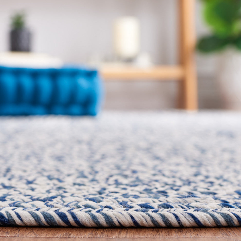Safavieh Braided BRA201 Rug Machine-Washable, Dark Blue/Ivory, 8' Square