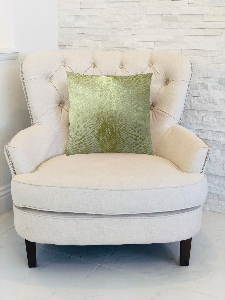 Plutus Hidden World Gold Handmade Throw Pillow, (22" x 22")