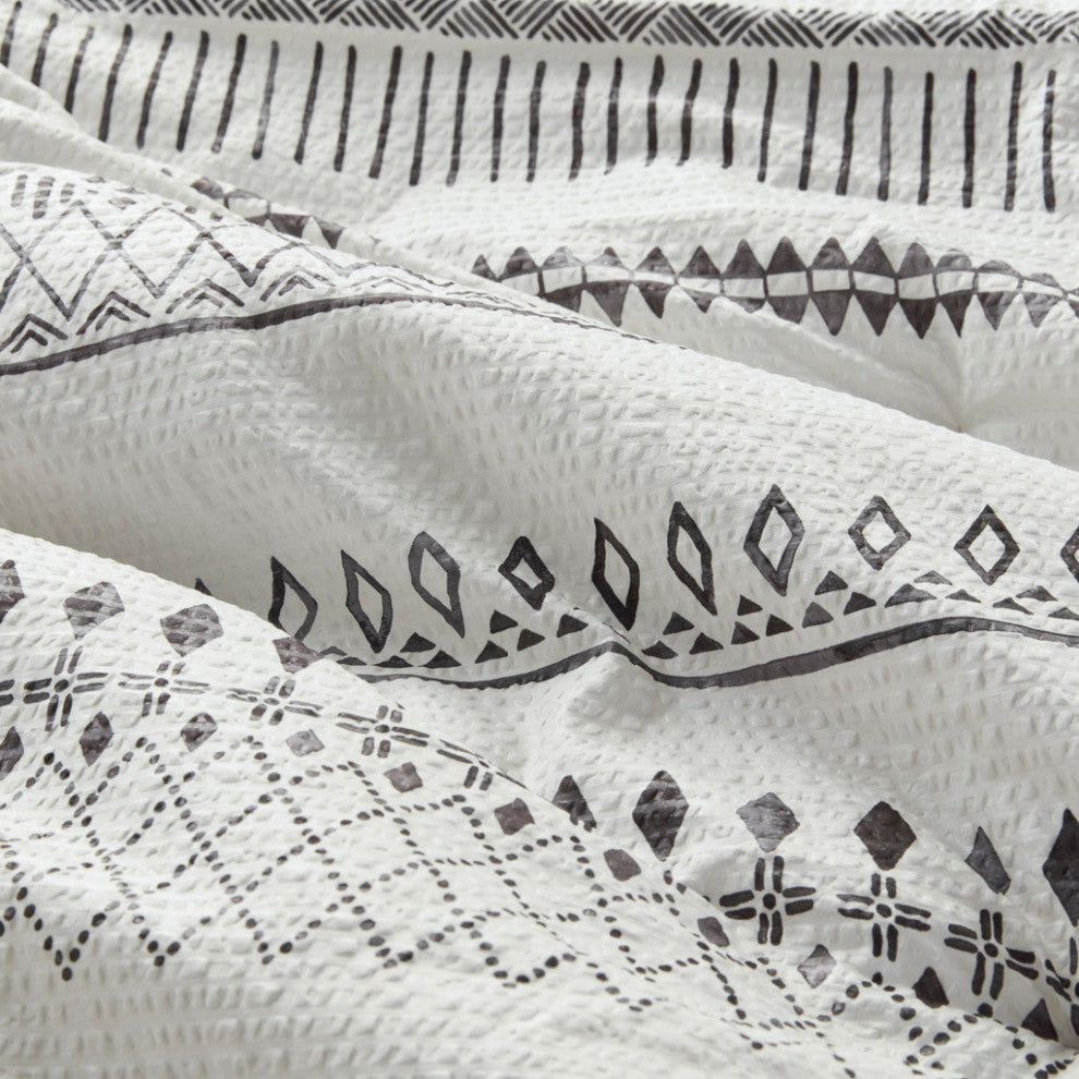Madison Park Fraser 5 Piece Printed Seersucker Comforter Set With Throw Pillows