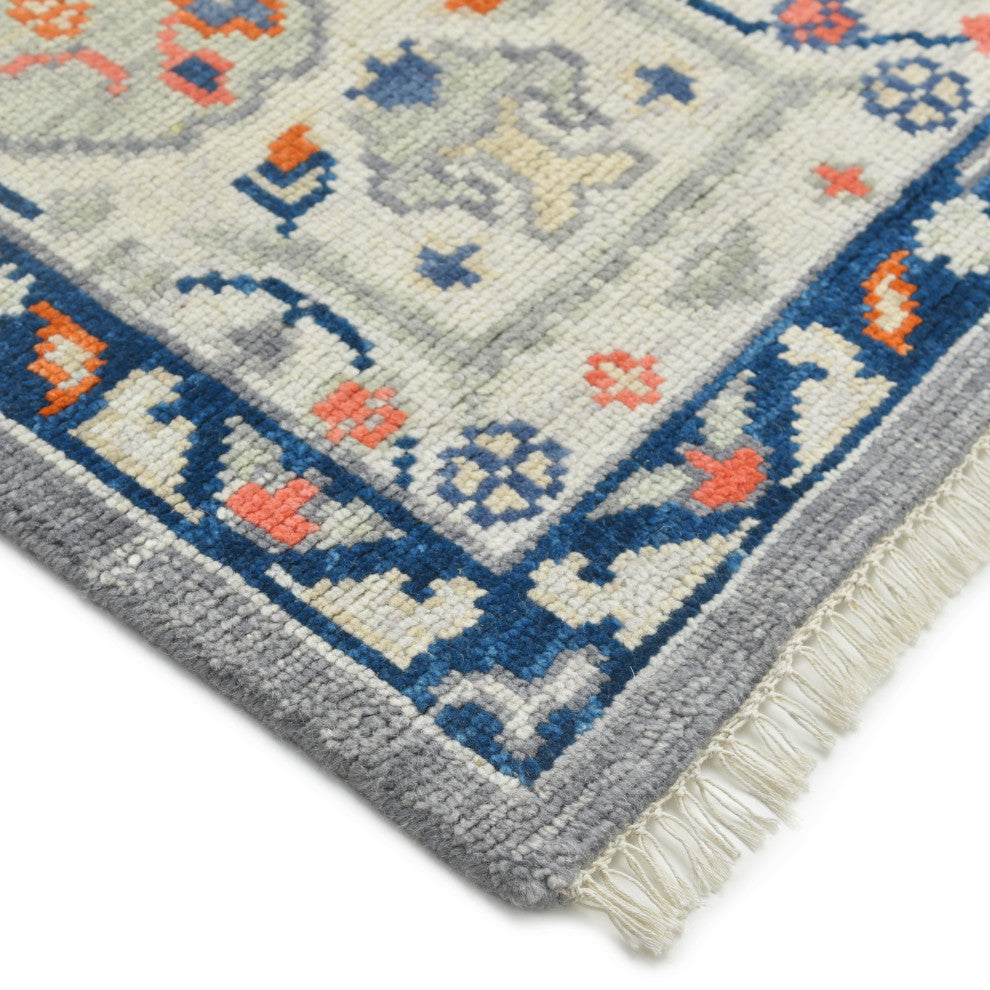 Hollis, Handmade Area Rug 5' 0" x 8' 0"