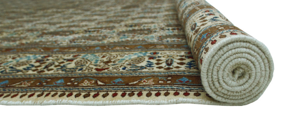 Fine Vintage Amber Ivory Rug