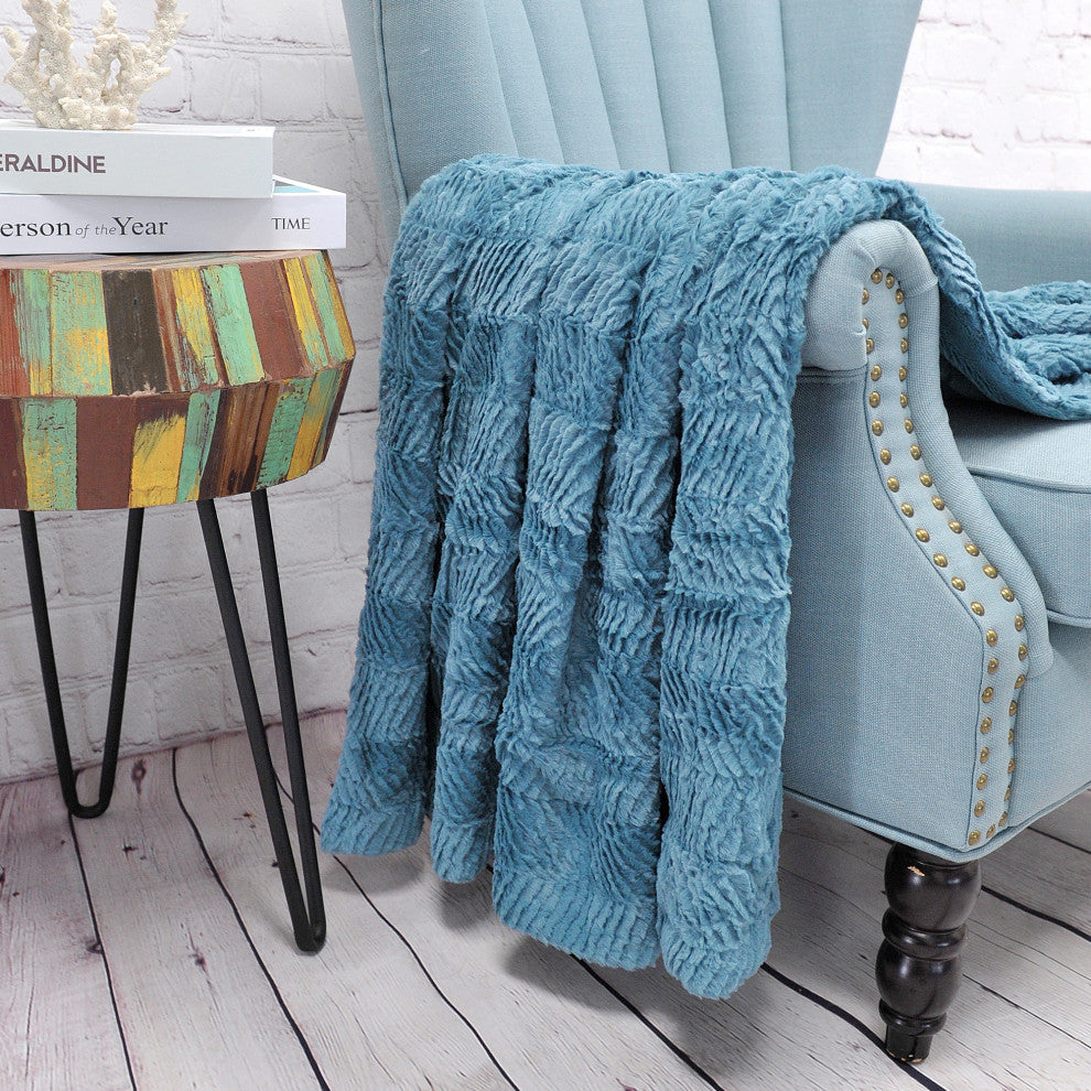 Herringbone Faux Fur Throw, Blue, 50x60