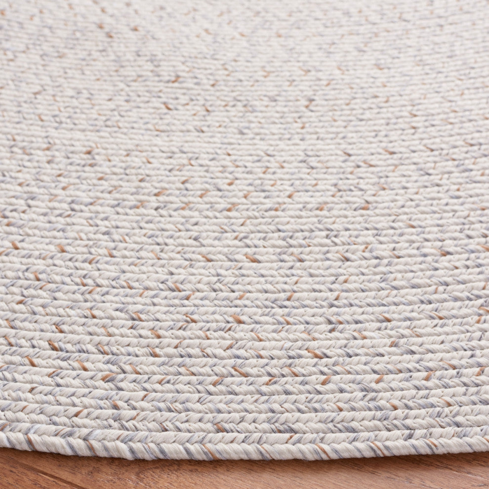 Safavieh Braided BRA201 Rug Machine-Washable, Ivory/Light Grey, 4'x6' Oval