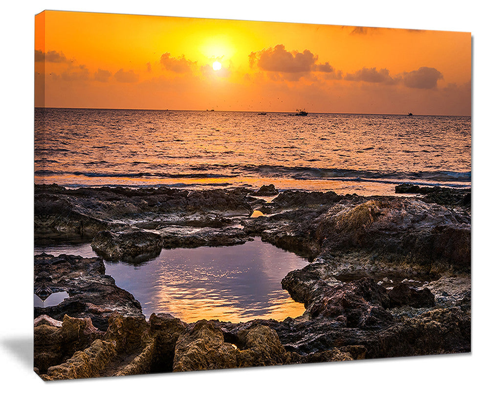 "Colorful Rocky Coast At Sunset" Oversized Beach Canvas Artwork, 40"x30"