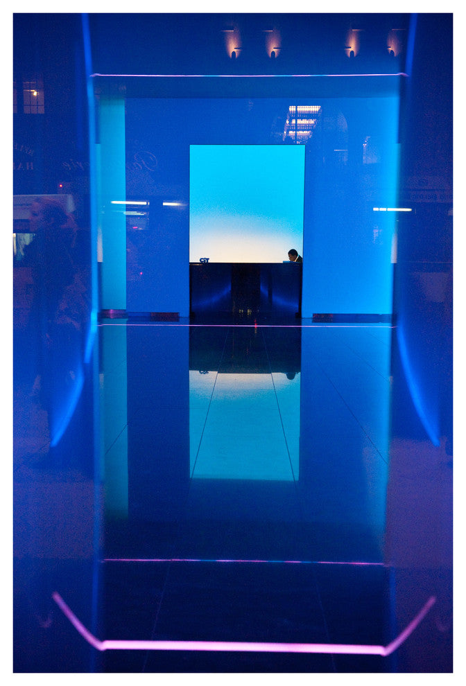 MANHATTAN BLUE, 30x20