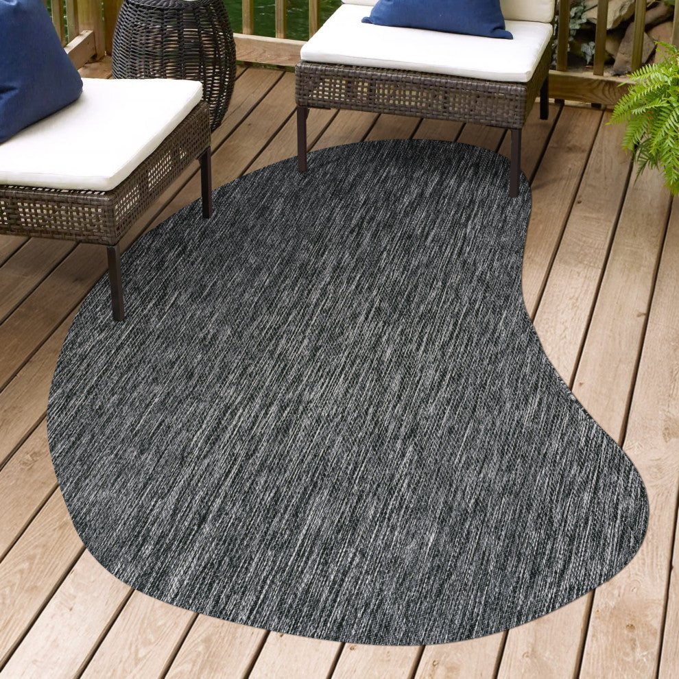 Evan Modern Rustic Organic Curve Indoor/Outdoor Shaped Area Rug