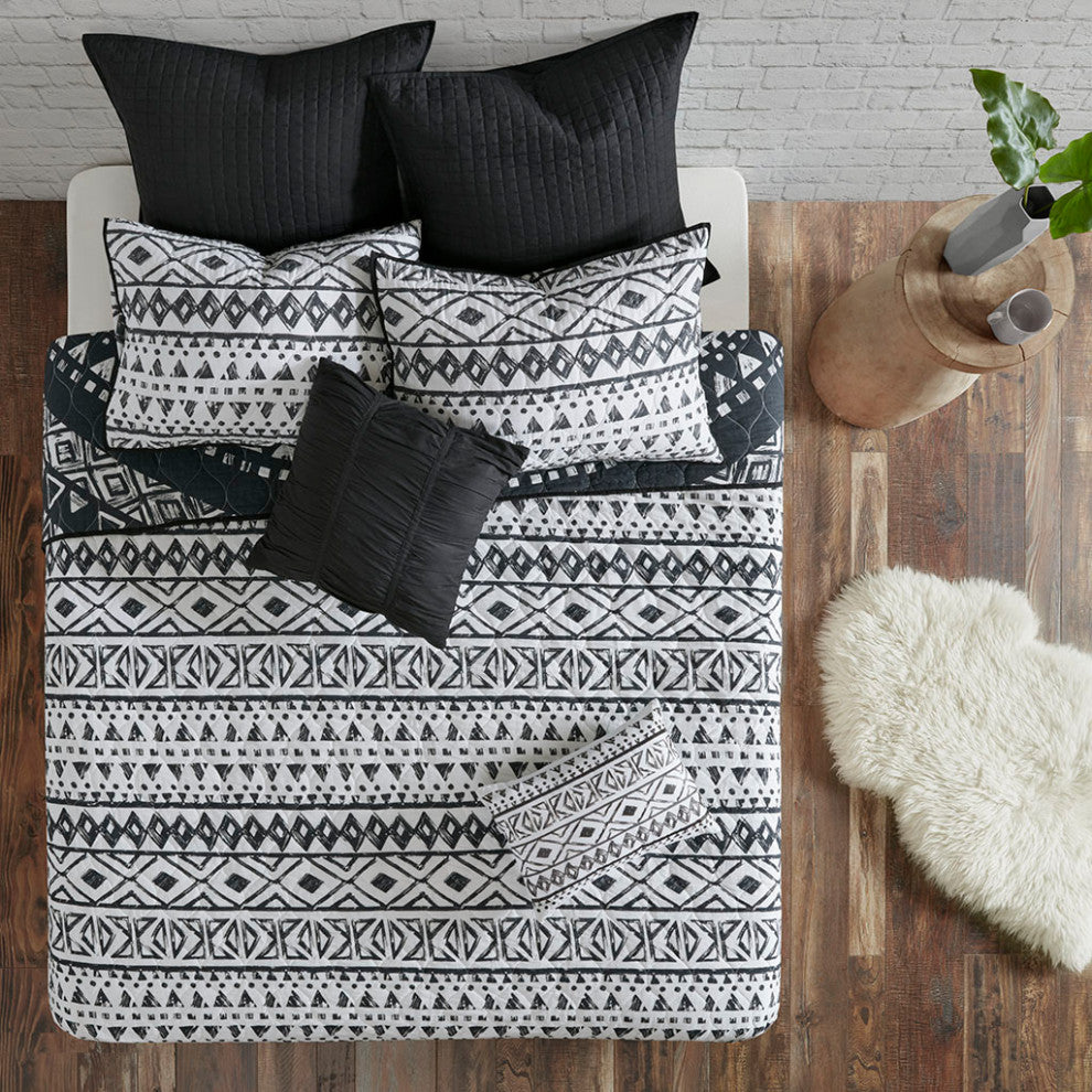 Urban Habitat Larisa 7 Piece Reversible Cotton Quilt Set