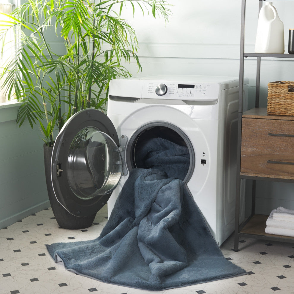 Safavieh Faux Rabbit Fur FRF976 Rug Machine-Washable, Dark Grey, 4'x6'