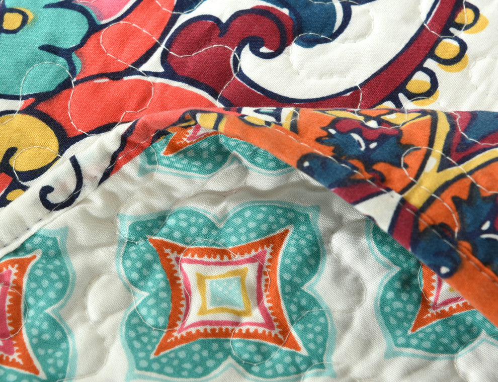 Bohemian Earthy Meadow Quilted Bedspread Set,  Floral Paisley, Twin