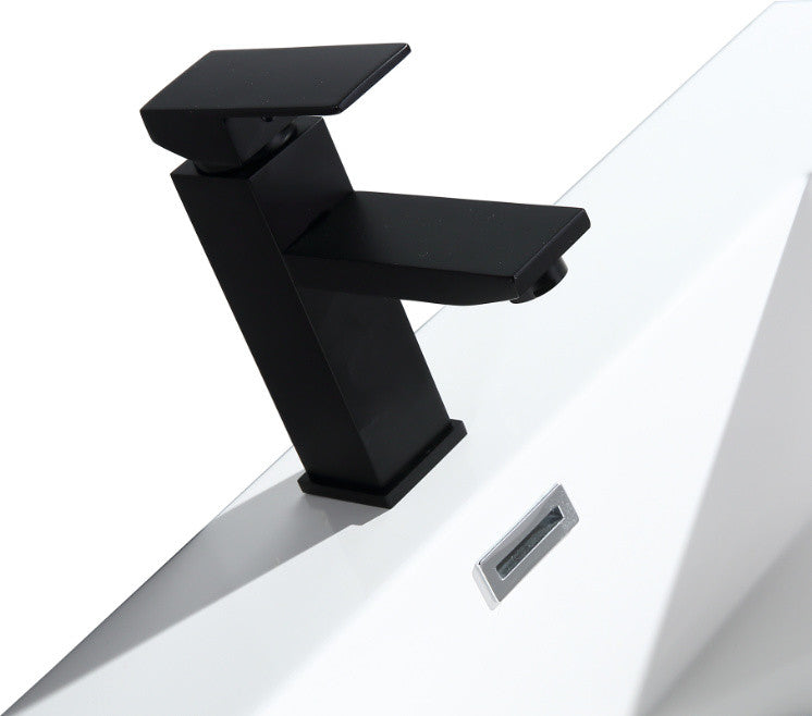 The Penelope Square Modern Faucet