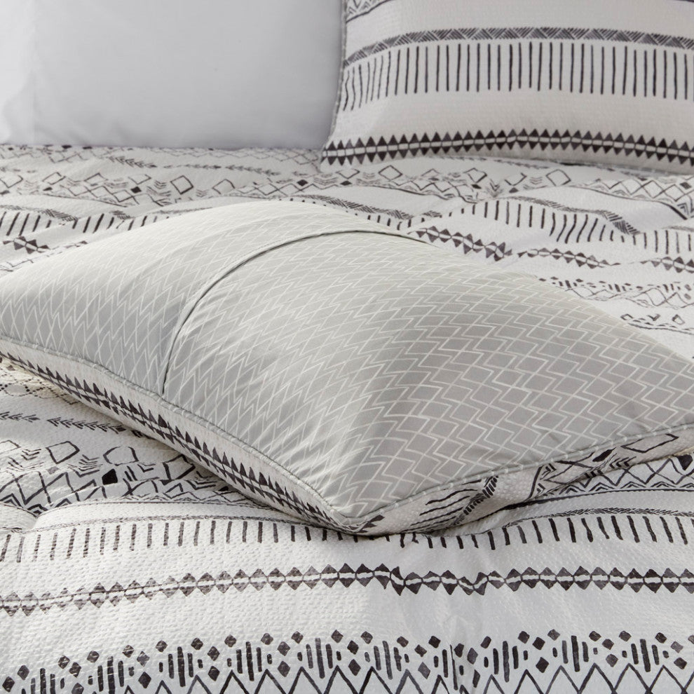 Madison Park Fraser 5 Piece Printed Seersucker Comforter Set With Throw Pillows