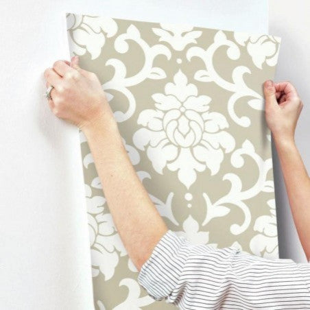 Damaks Peel and Stick Wallpaper, Gold