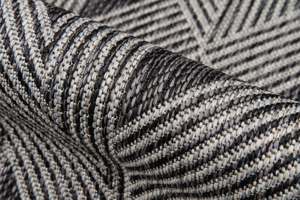 Novogratz by Momeni Villa Como Indoor Outdoor Rug, Charcoal, 9'3"x12'6"