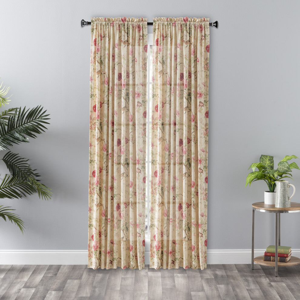 Balmoral Tailored Panel, Red, 48" X 63"