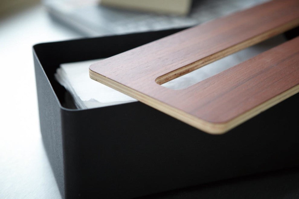 Rin Tissue Case, Brown